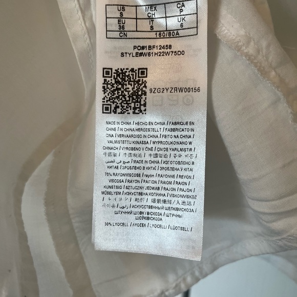 Guess Blouse - Picture 8 of 8